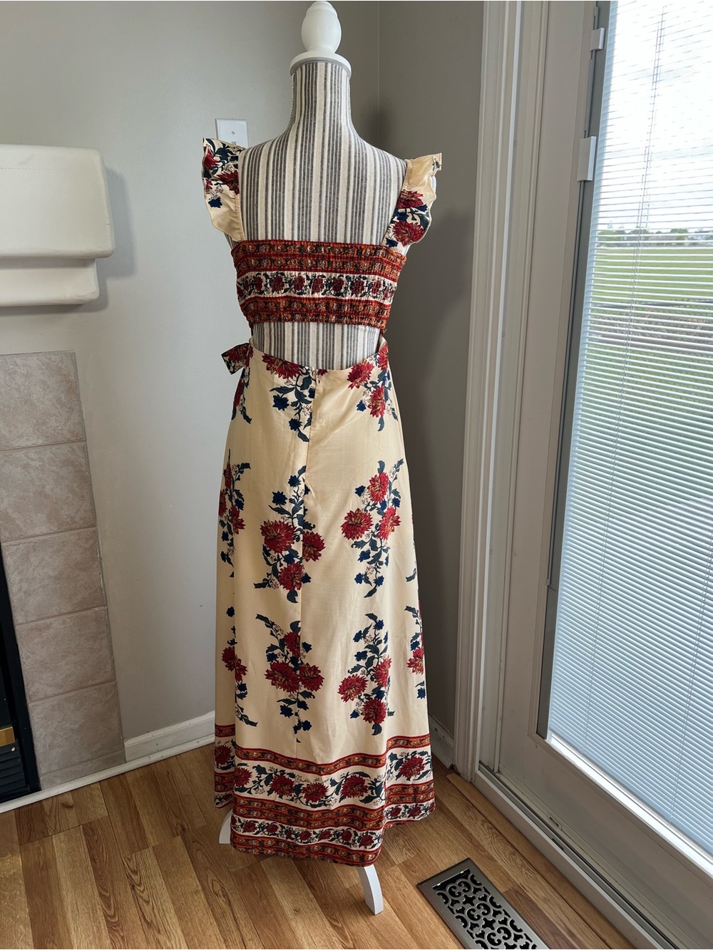 Floral Ruffle Strap Maxi Dress in Cream with Red/Rust and Navy Floral - Picture 3 of 6